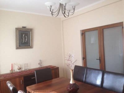Ilfov, vila in Otopeni, langa Primarie.